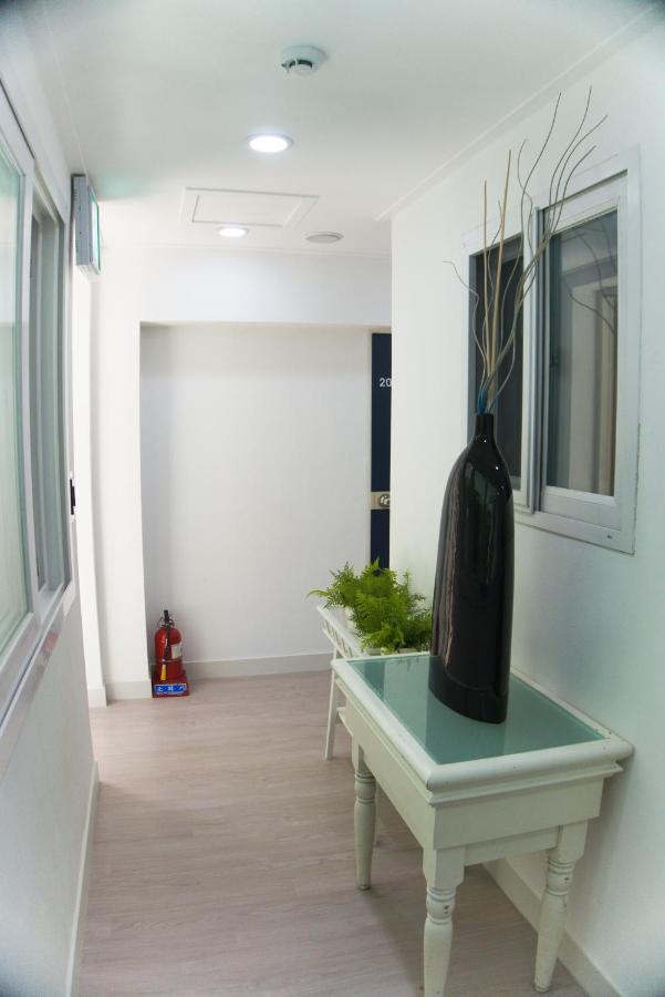 Rumah tetamu G-star Seoul